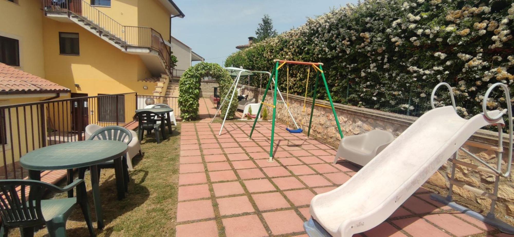 Complesso Turistico Aurora - Appartamenti Poggio Picenze Exterior foto