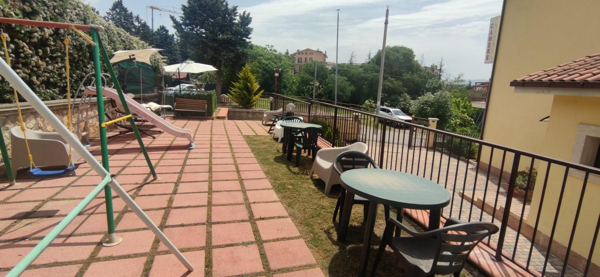 Complesso Turistico Aurora - Appartamenti Poggio Picenze Exterior foto